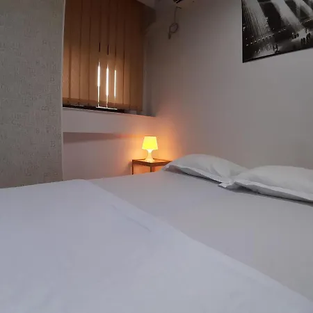 Lux Universitate Apartamento Bucarest
